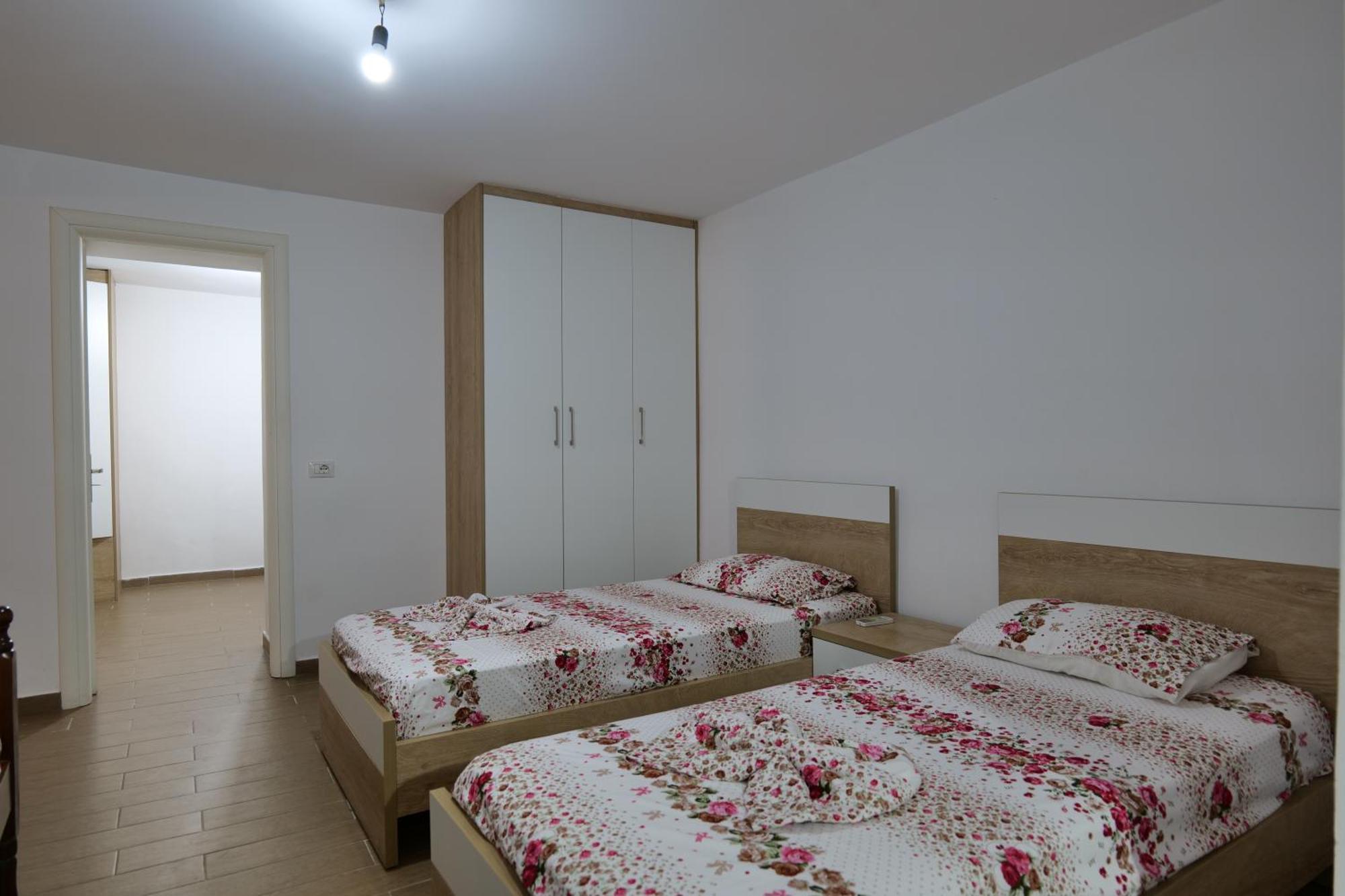 Hermes Elite Apartments Sarandë 外观 照片