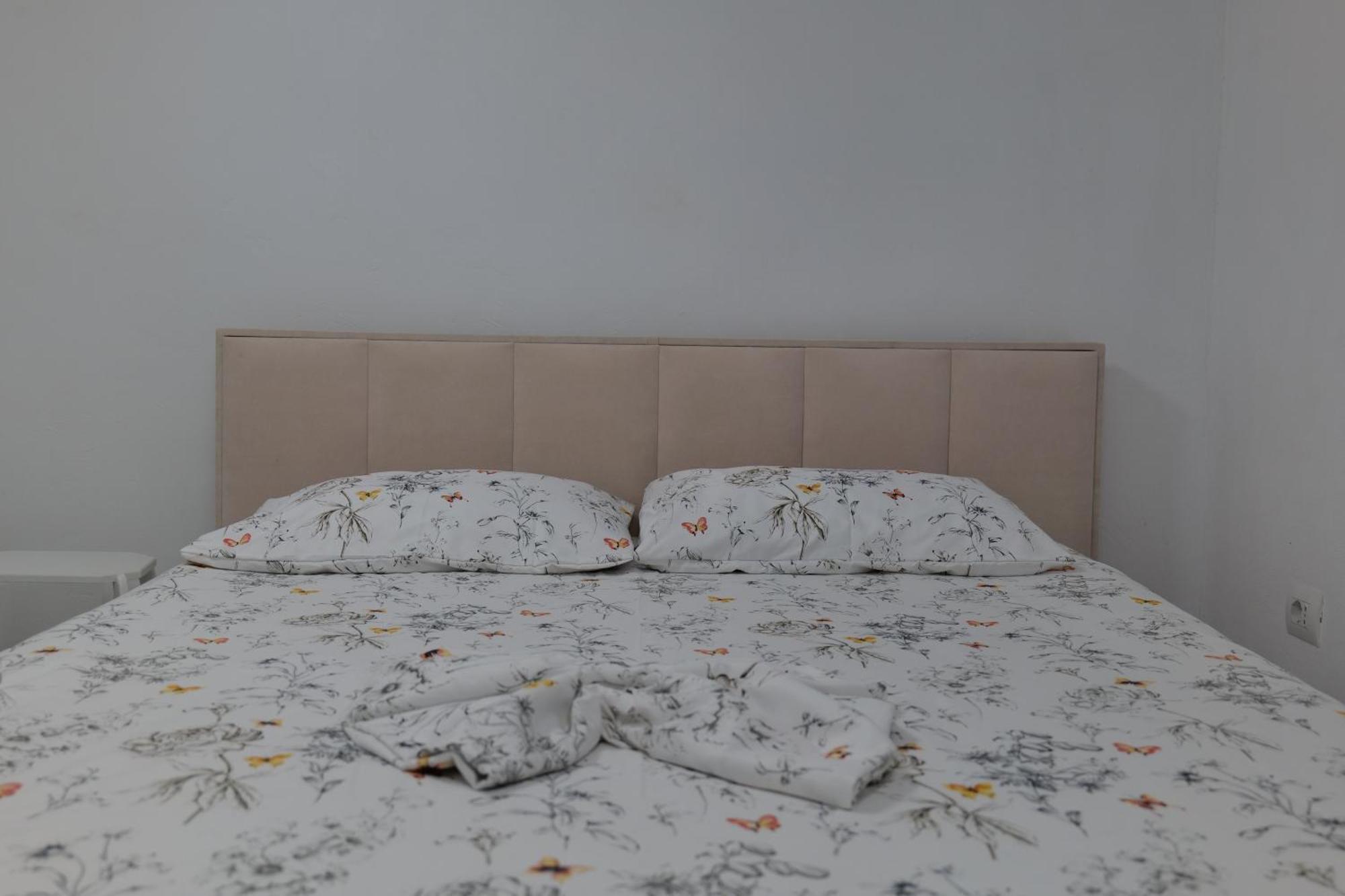 Hermes Elite Apartments Sarandë 外观 照片
