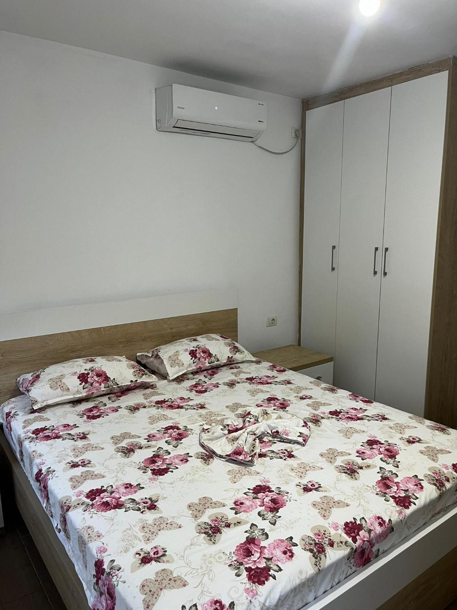 Hermes Elite Apartments Sarandë 外观 照片