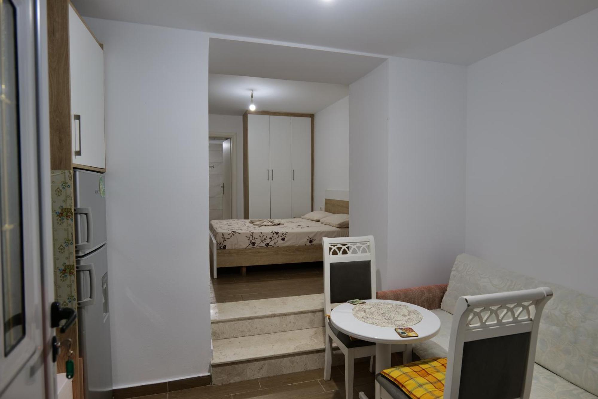 Hermes Elite Apartments Sarandë 外观 照片