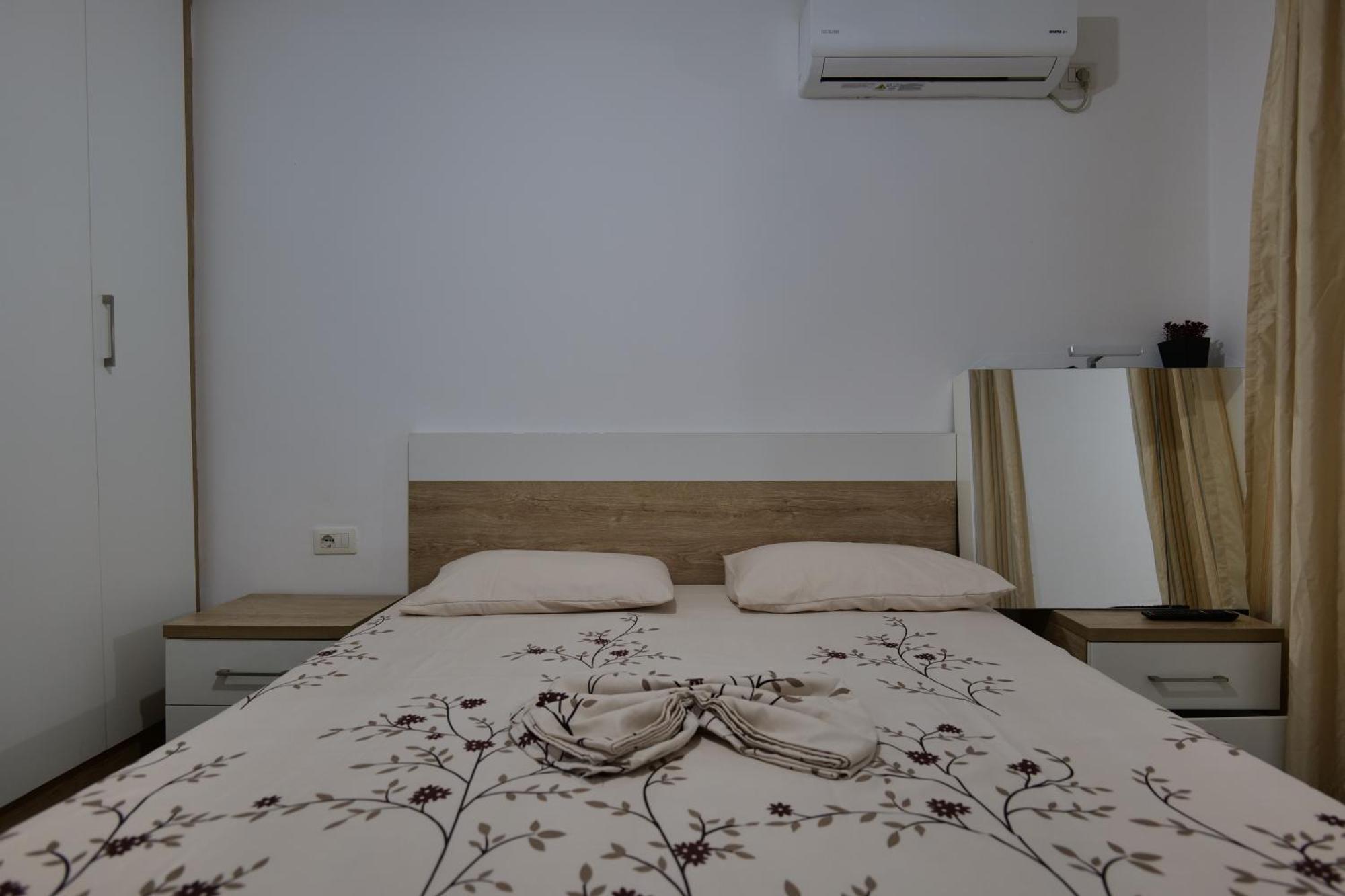 Hermes Elite Apartments Sarandë 外观 照片
